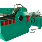 Y32四柱液压机 江阴南源液压机械的专业制造与液压设备技术解析